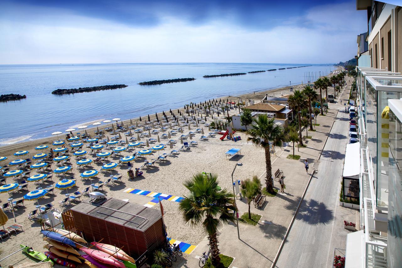 Hotel Ideal Купра-Мариттіма Екстер'єр фото